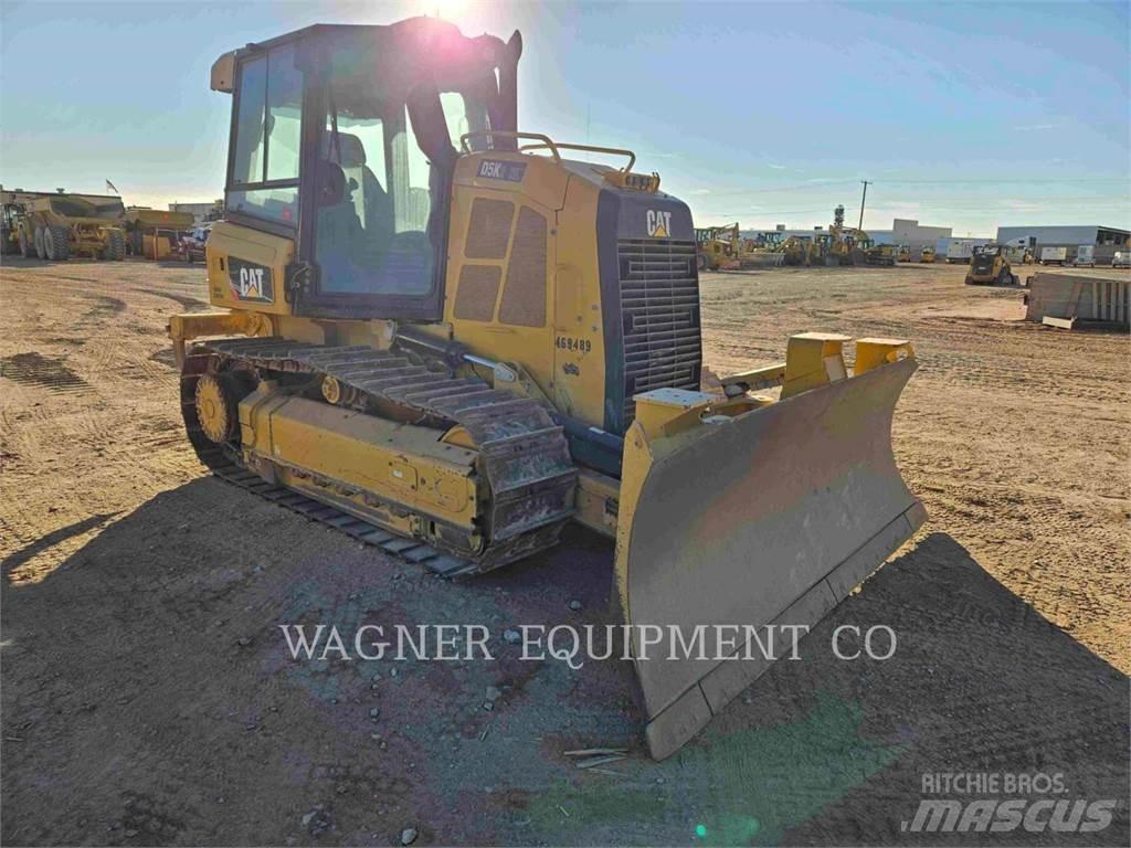 CAT D5K2 Гусеничные бульдозеры