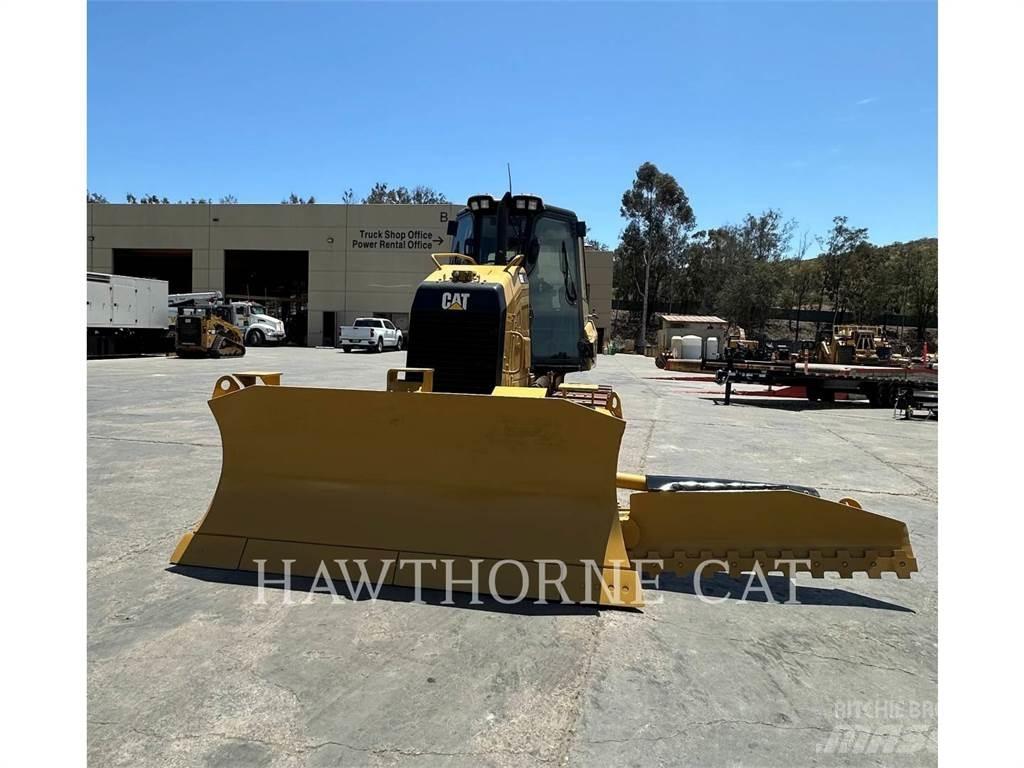 CAT D5K2 Гусеничные бульдозеры