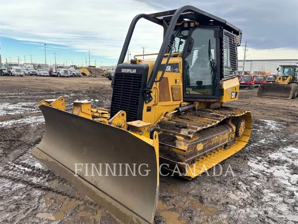 CAT D5K2 Гусеничные бульдозеры
