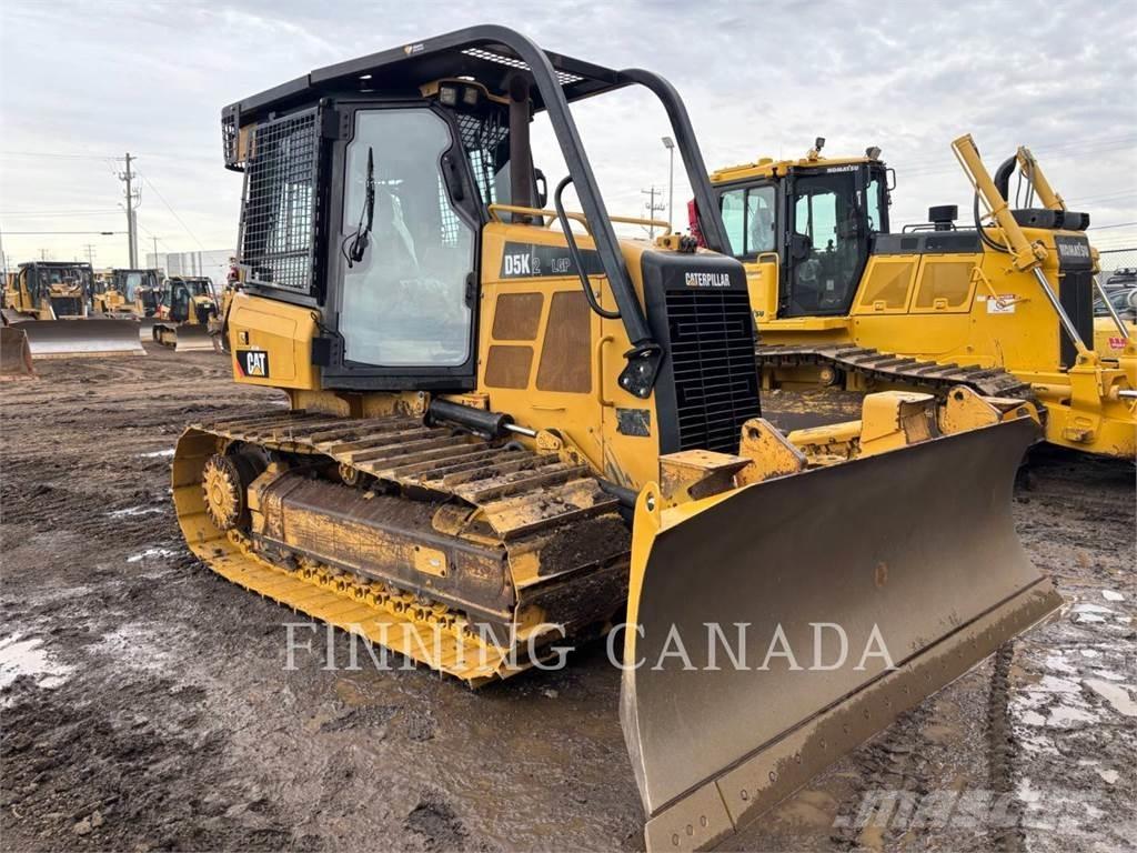 CAT D5K2 Гусеничные бульдозеры