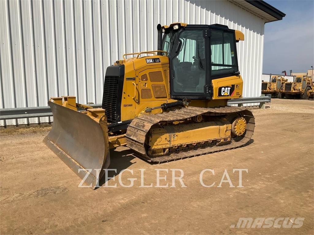 CAT D5K2 Гусеничные бульдозеры