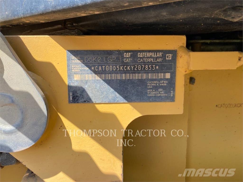 CAT D5K2 LGP Гусеничные бульдозеры