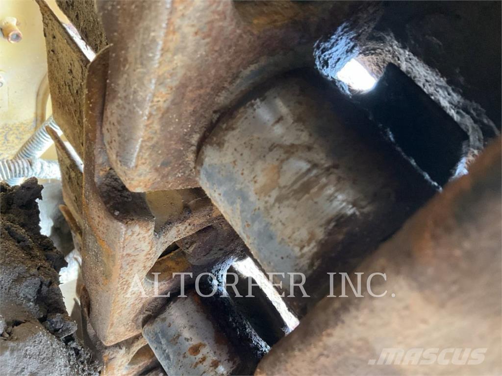 CAT D5K2 LGP3D Гусеничные бульдозеры