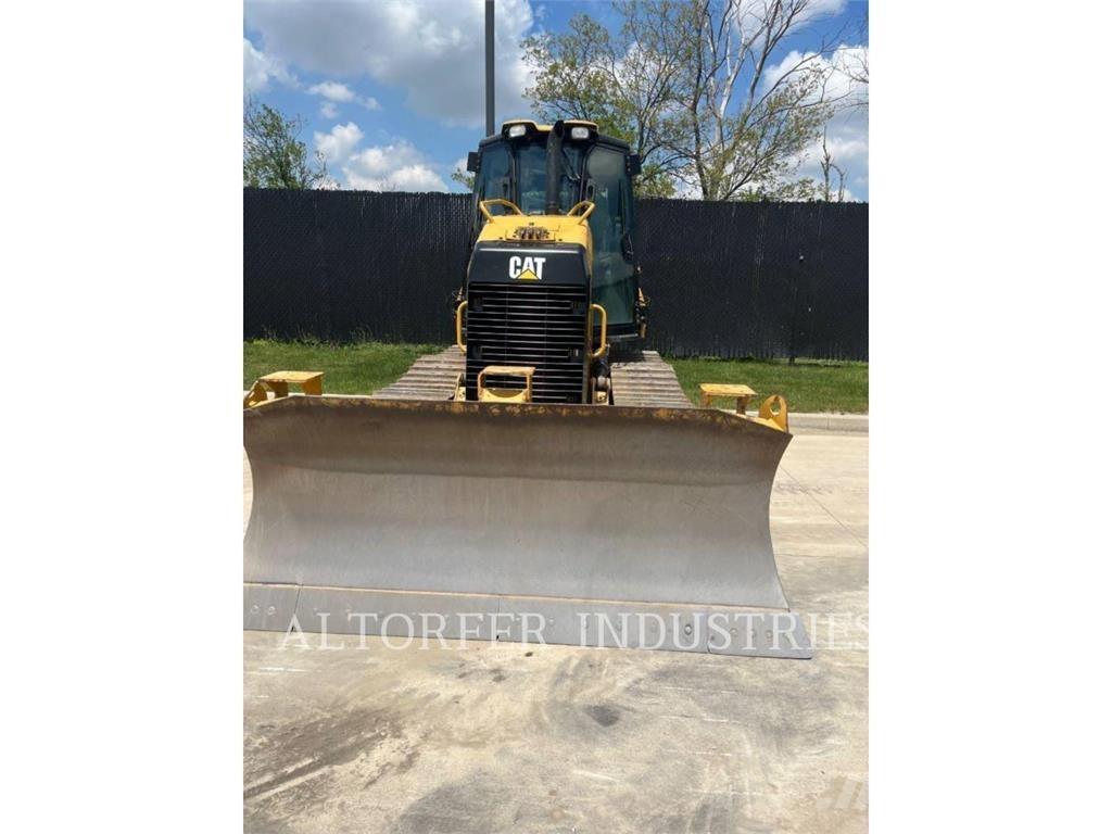 CAT D5K2 XL Гусеничные бульдозеры
