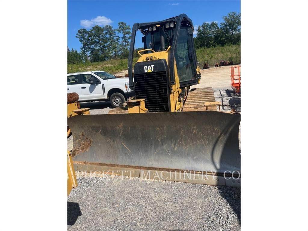 CAT D5K2LGP Гусеничные бульдозеры