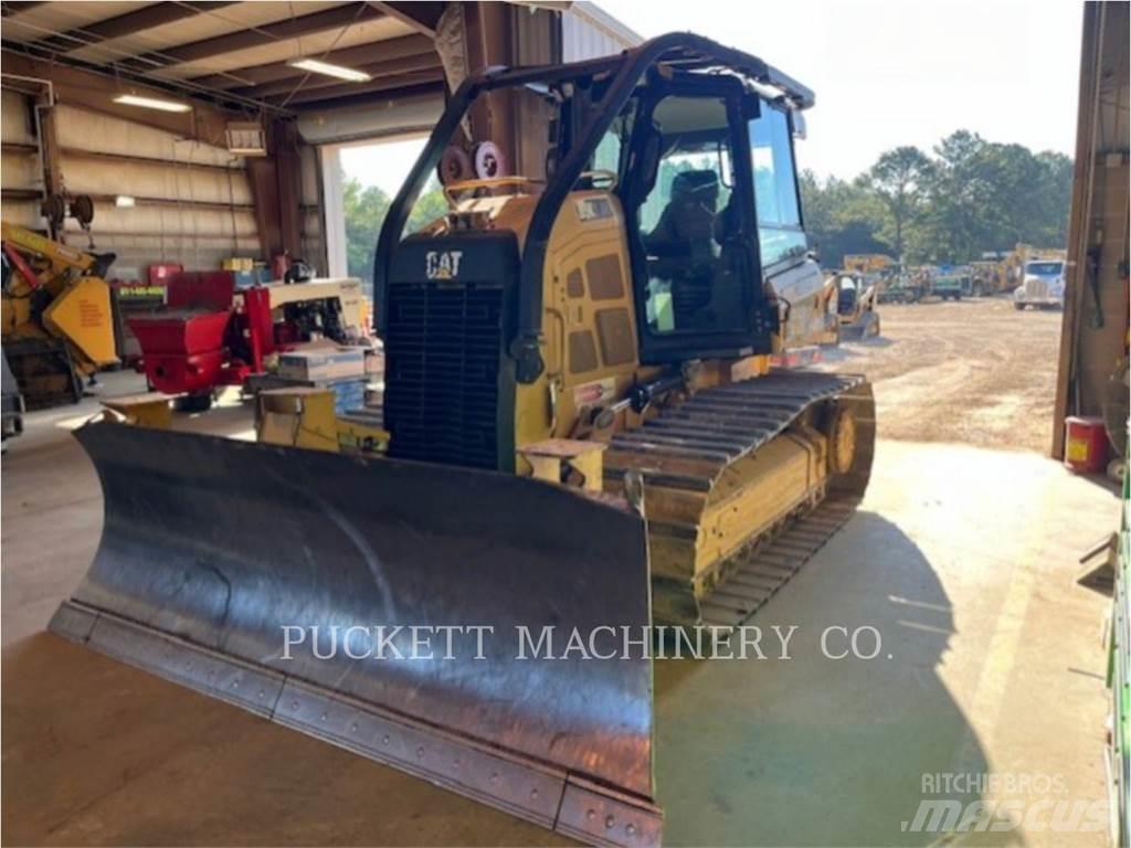 CAT D5K2LGP Гусеничные бульдозеры