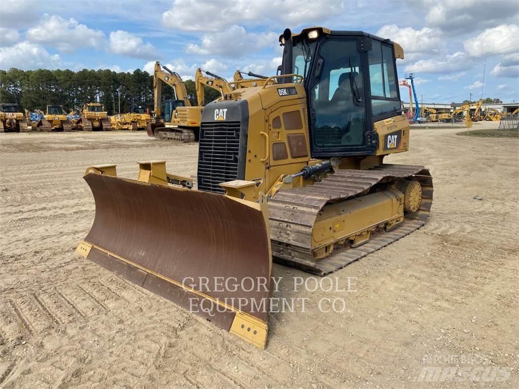 CAT D5K2LGP Гусеничные бульдозеры