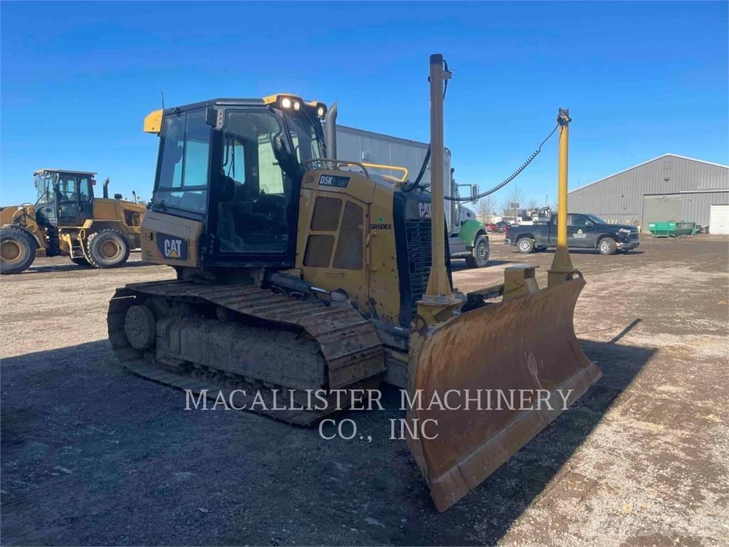 CAT D5K2LGP Гусеничные бульдозеры