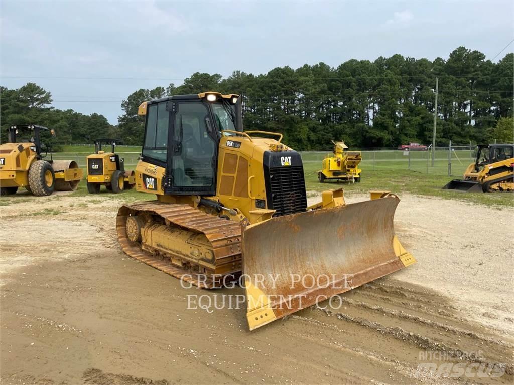 CAT D5K2LGP Гусеничные бульдозеры