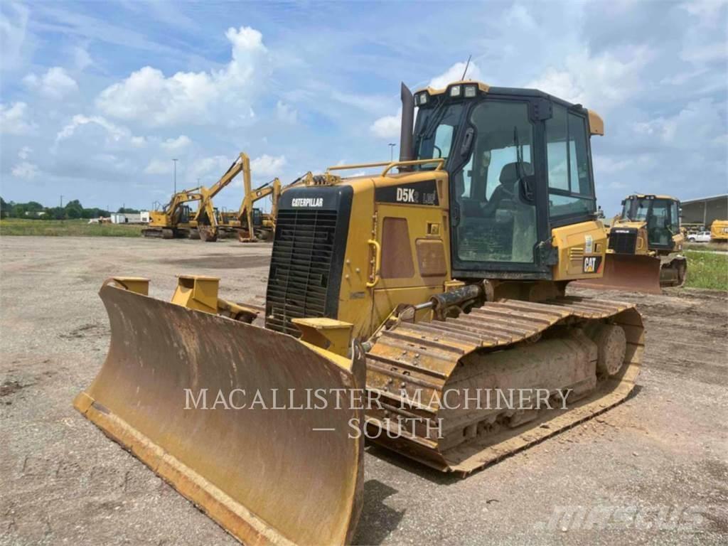 CAT D5K2LGP Гусеничные бульдозеры