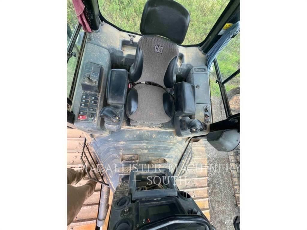 CAT D5K2LGP Гусеничные бульдозеры