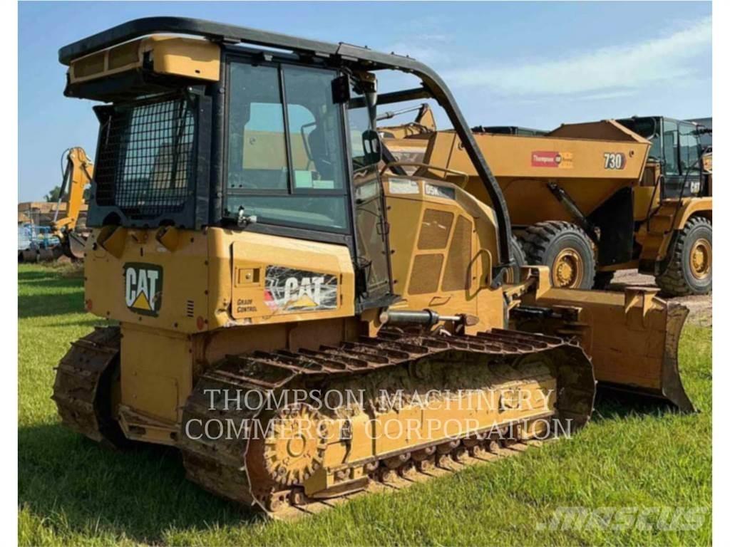 CAT D5K2LGP Гусеничные бульдозеры