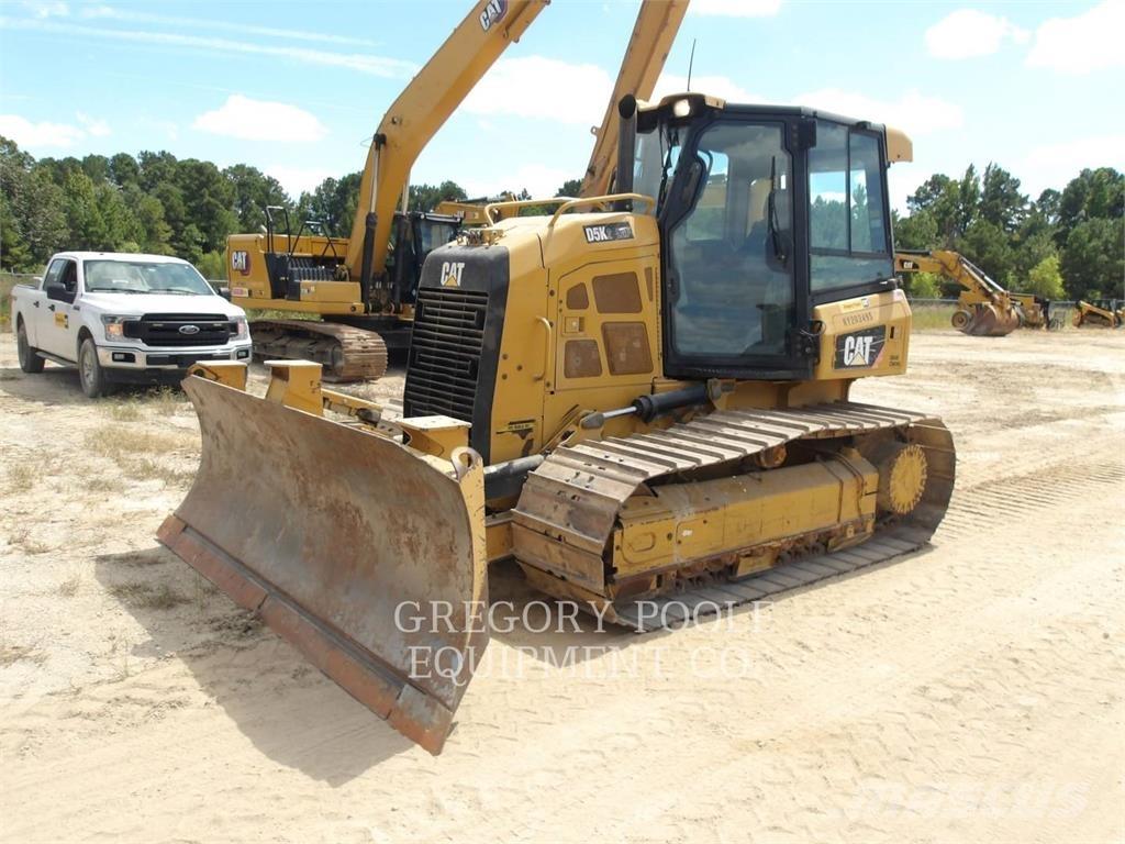 CAT D5K2LGP Гусеничные бульдозеры