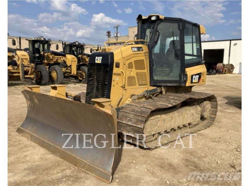 CAT D5K2LGP Гусеничные бульдозеры