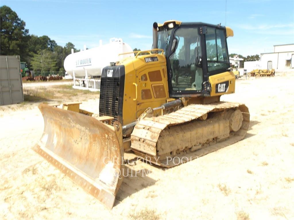 CAT D5K2LGP Гусеничные бульдозеры
