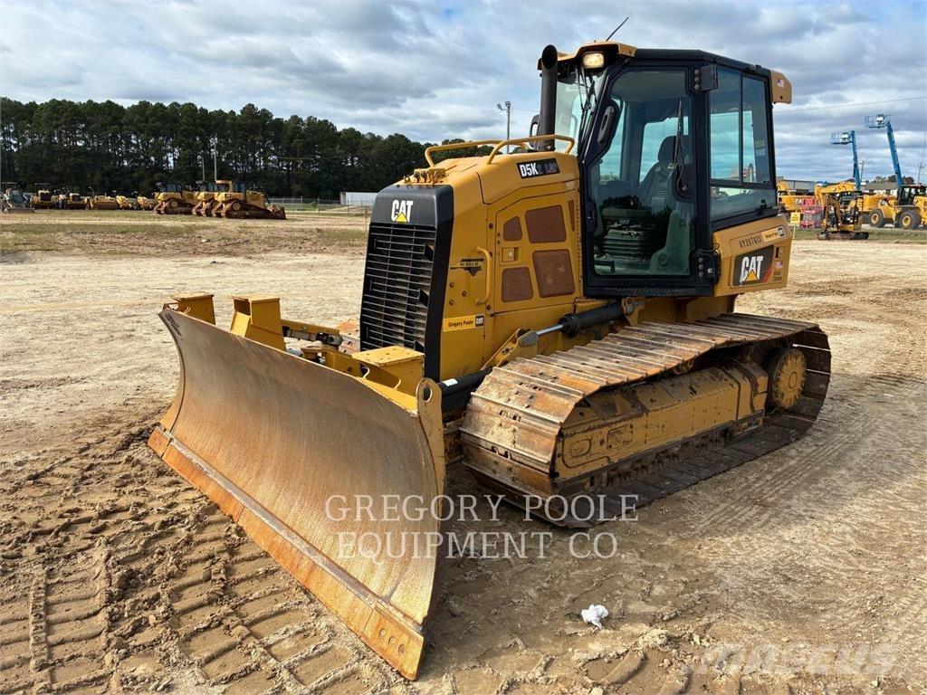 CAT D5K2LGP Гусеничные бульдозеры