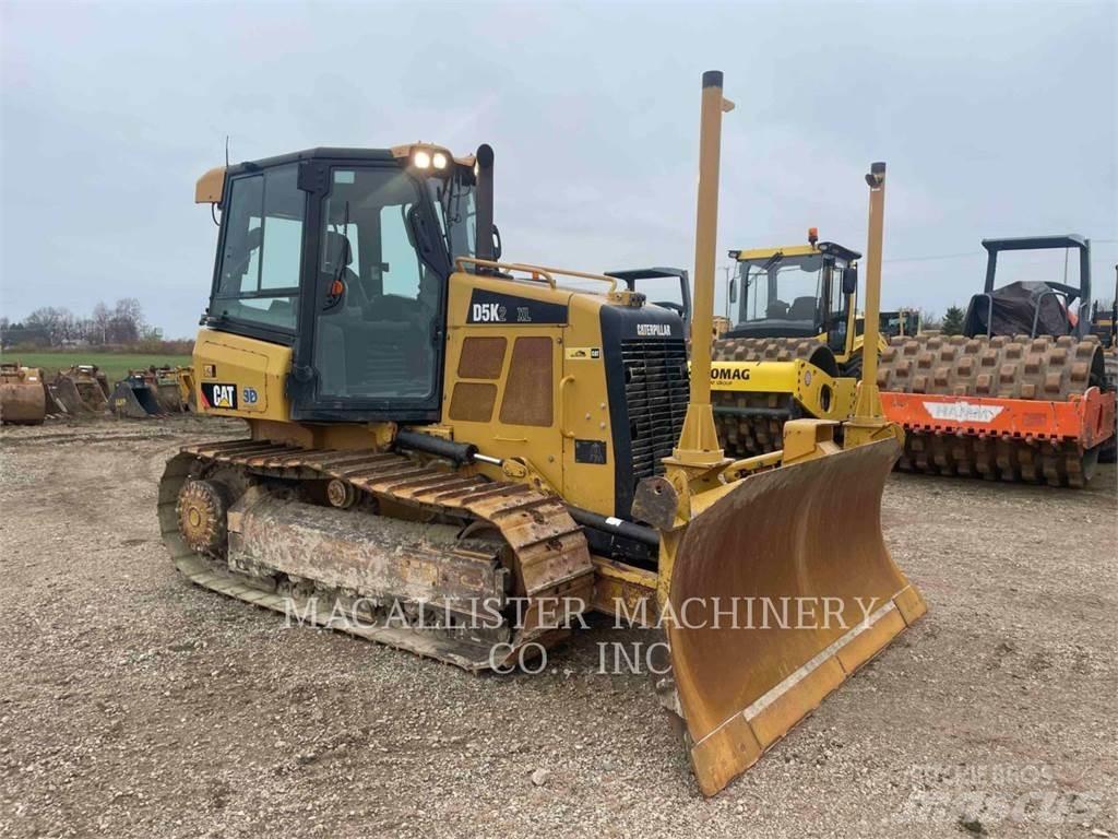 CAT D5K2XL Гусеничные бульдозеры