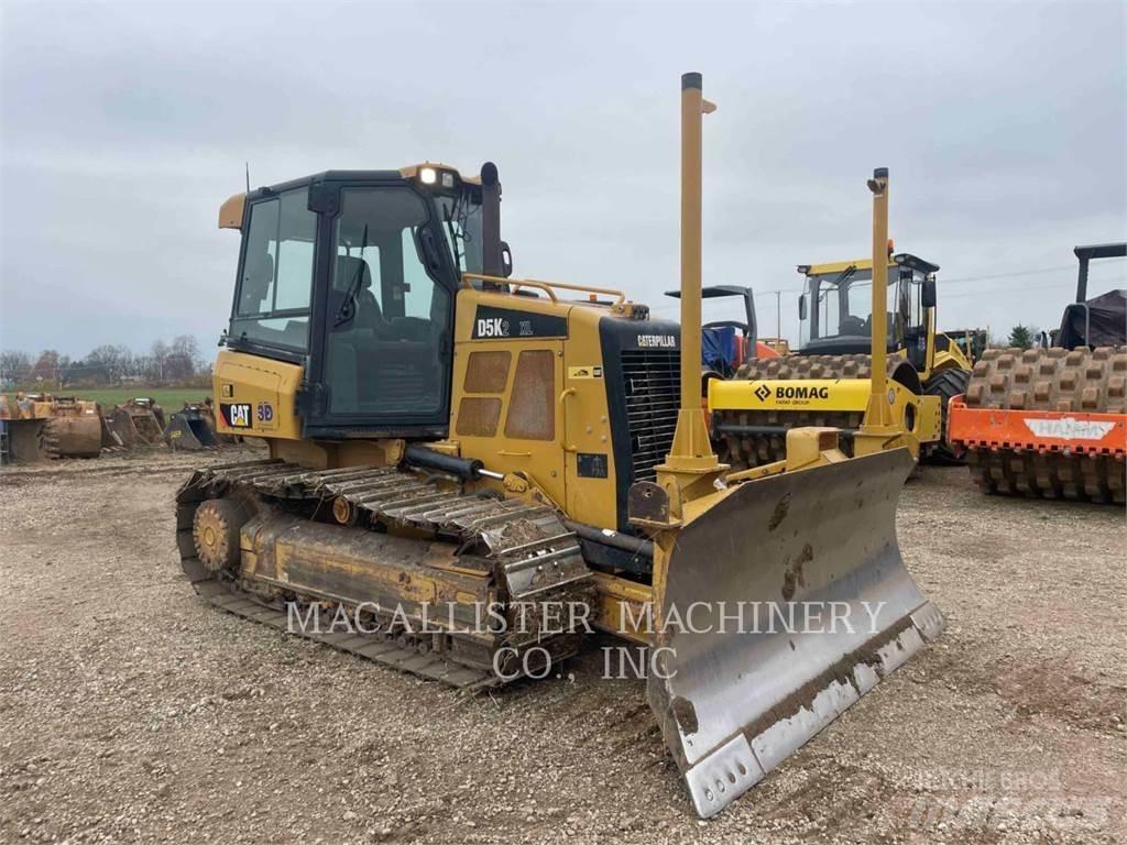 CAT D5K2XL Гусеничные бульдозеры