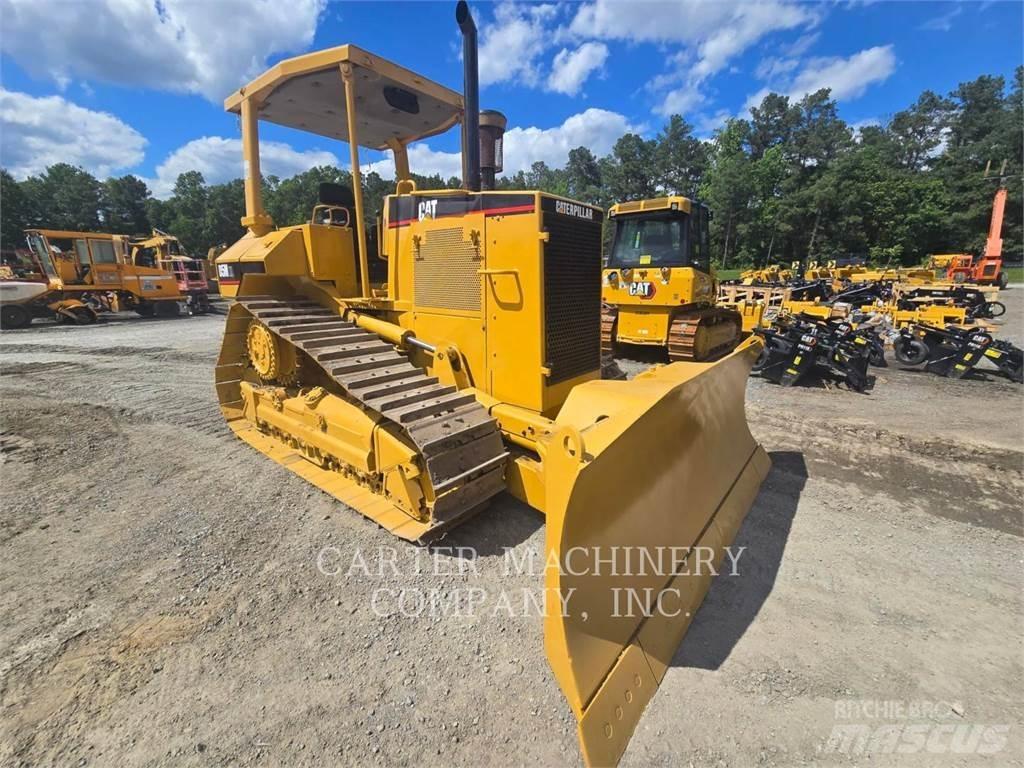 CAT D5MXL Гусеничные бульдозеры
