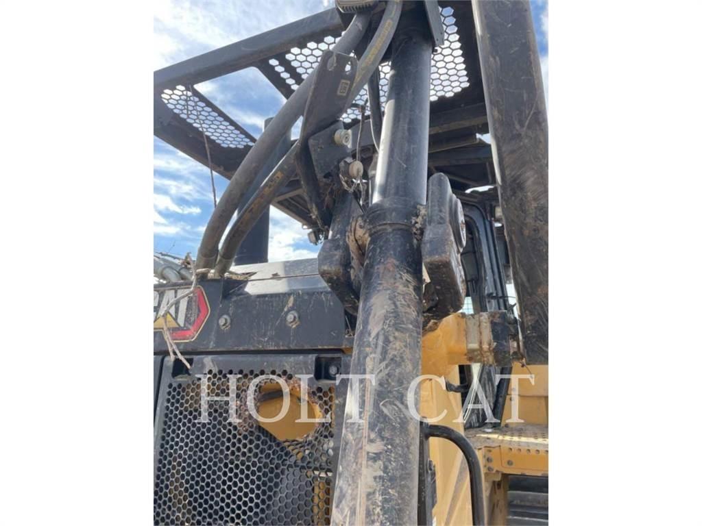 CAT D6 Гусеничные бульдозеры