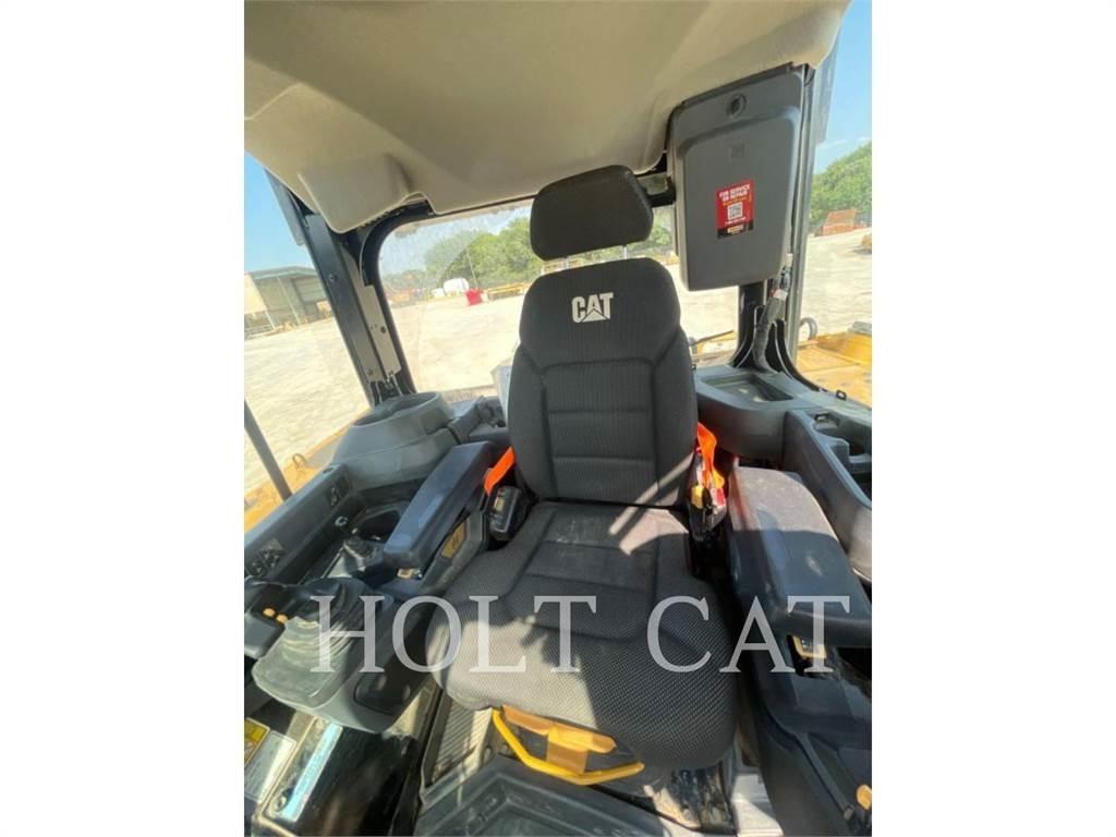 CAT D6 Гусеничные бульдозеры