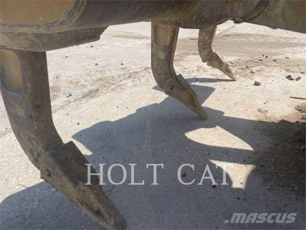 CAT D6 Гусеничные бульдозеры