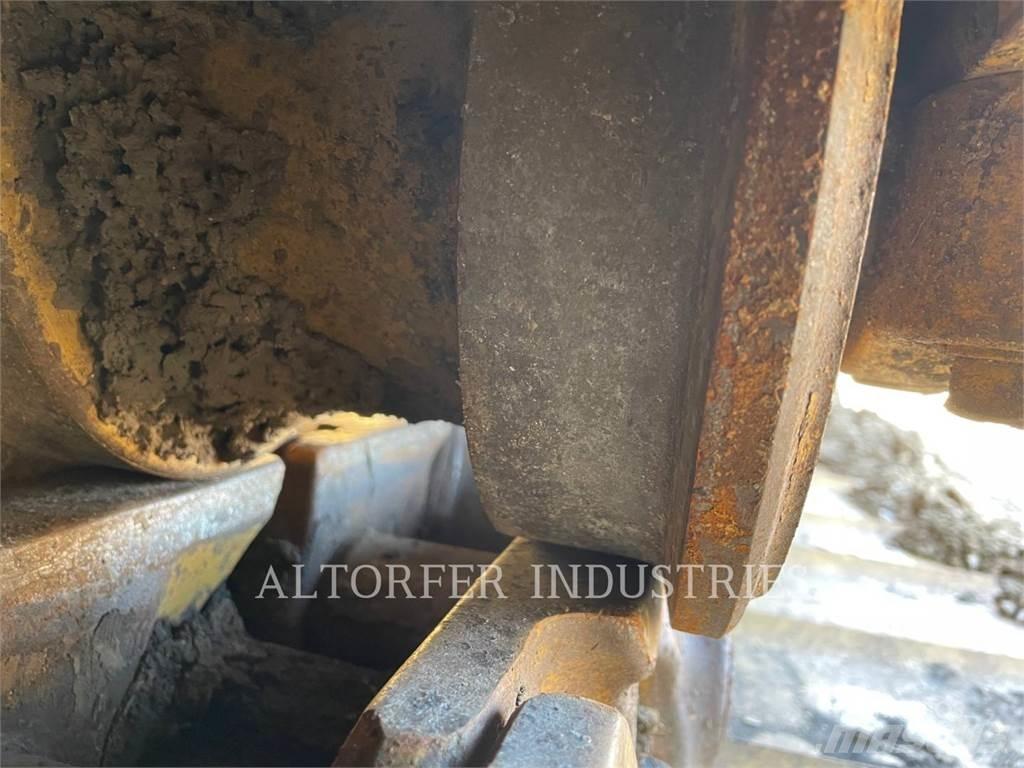 CAT D6-20VPAT Гусеничные бульдозеры