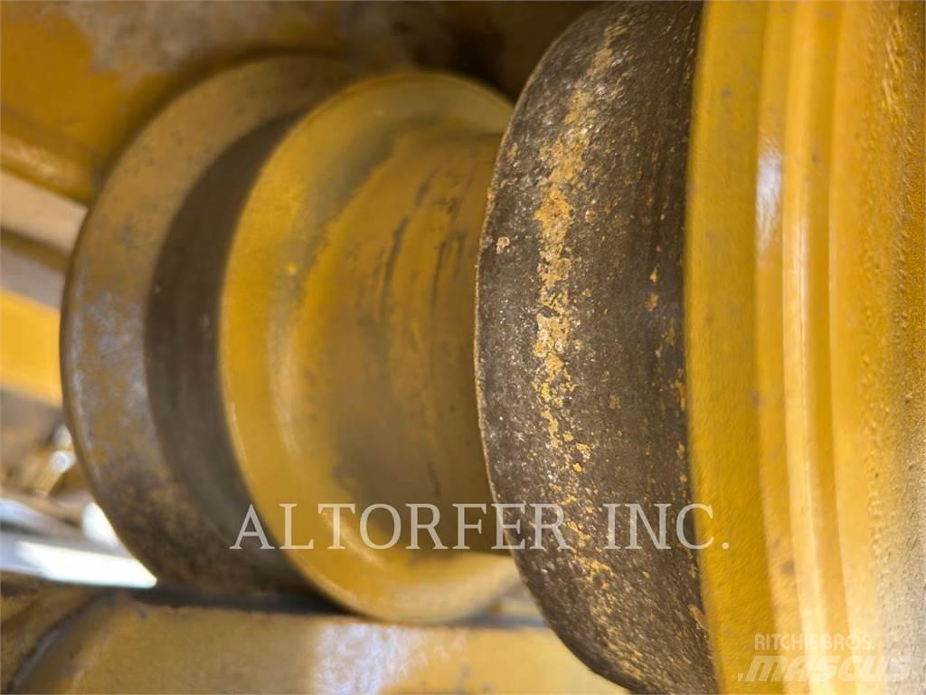 CAT D6-20VPAT Гусеничные бульдозеры