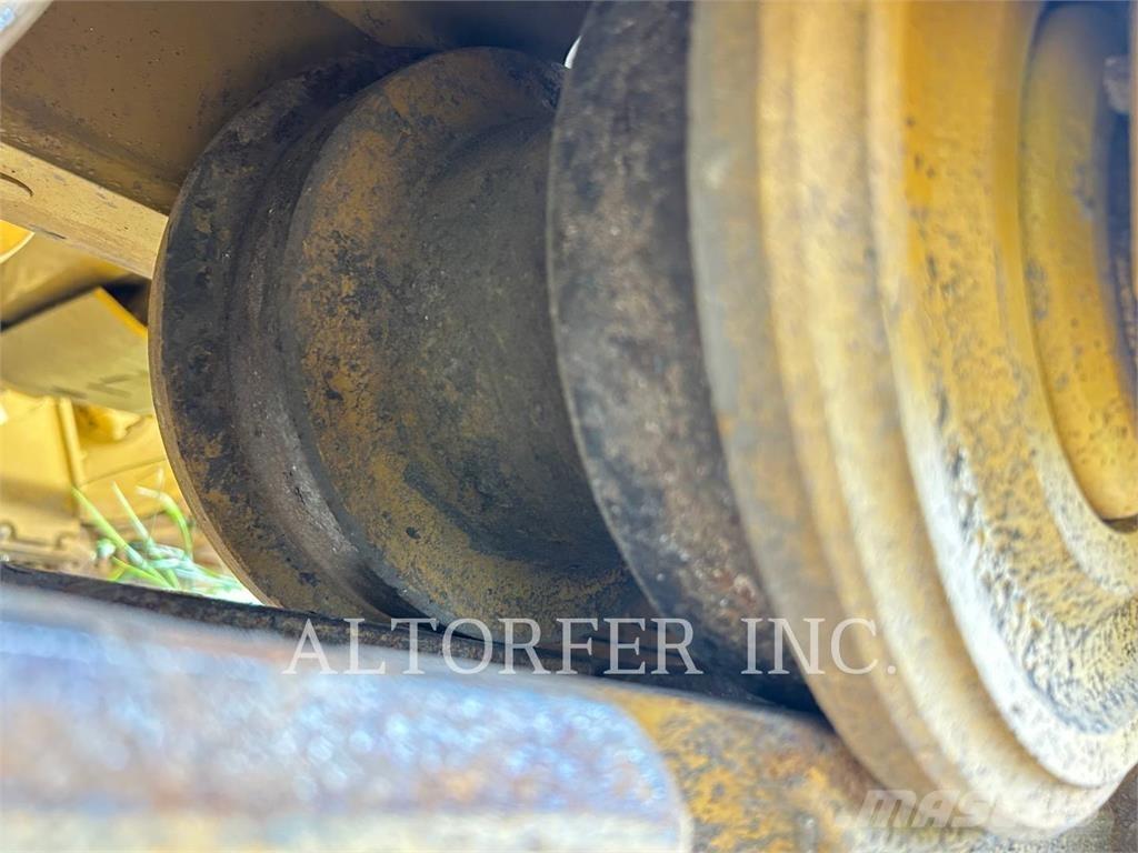 CAT D6-20XE SU Гусеничные бульдозеры