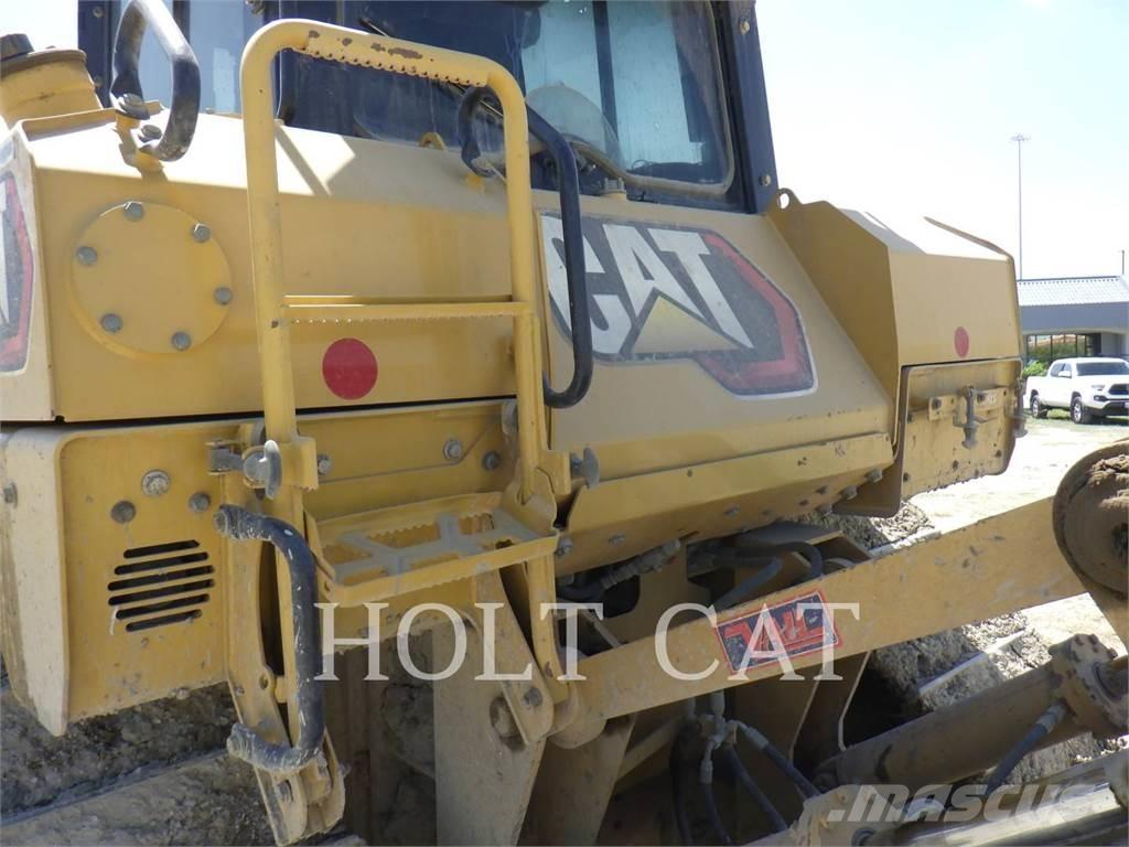 CAT D6-20XEVP Гусеничные бульдозеры