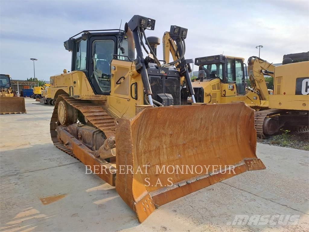 CAT D6 XE Гусеничные бульдозеры