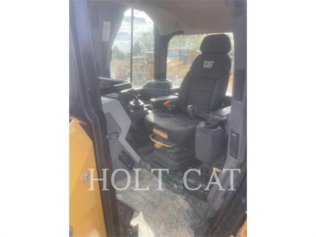 CAT D6 XELGP Гусеничные бульдозеры