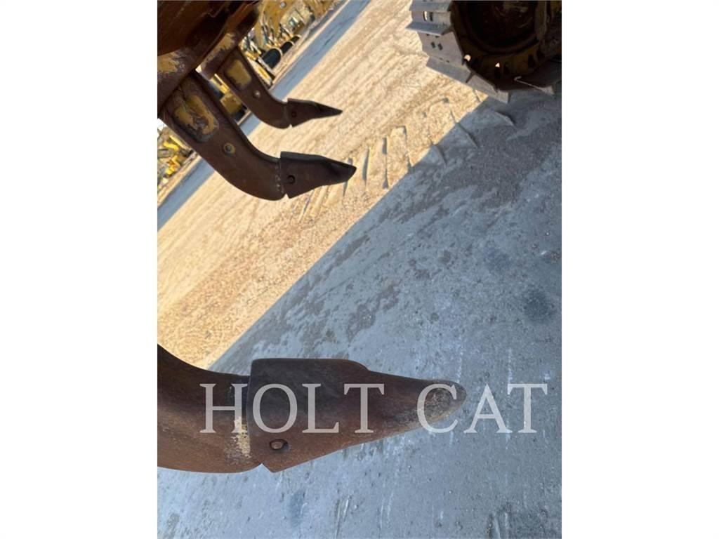 CAT D6 XELGPVP Гусеничные бульдозеры