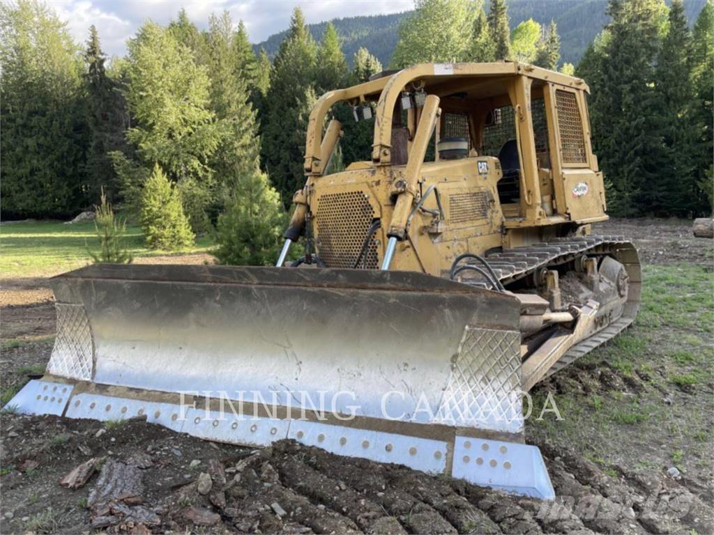CAT D6E Гусеничные бульдозеры