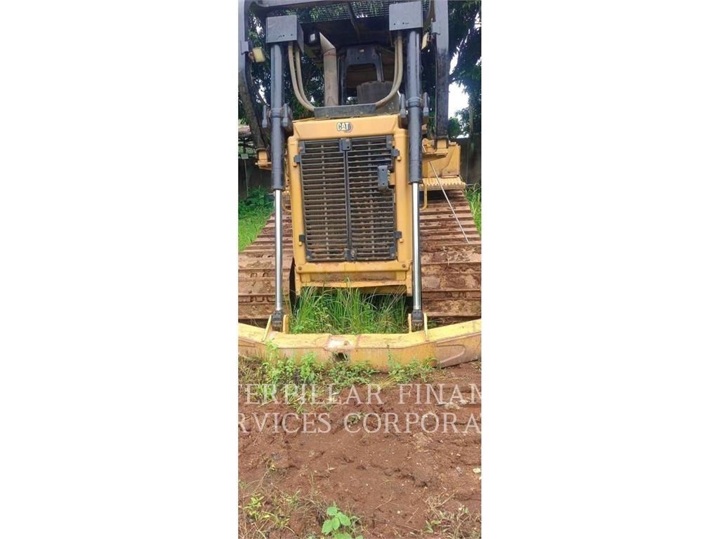 CAT D6GC Гусеничные бульдозеры