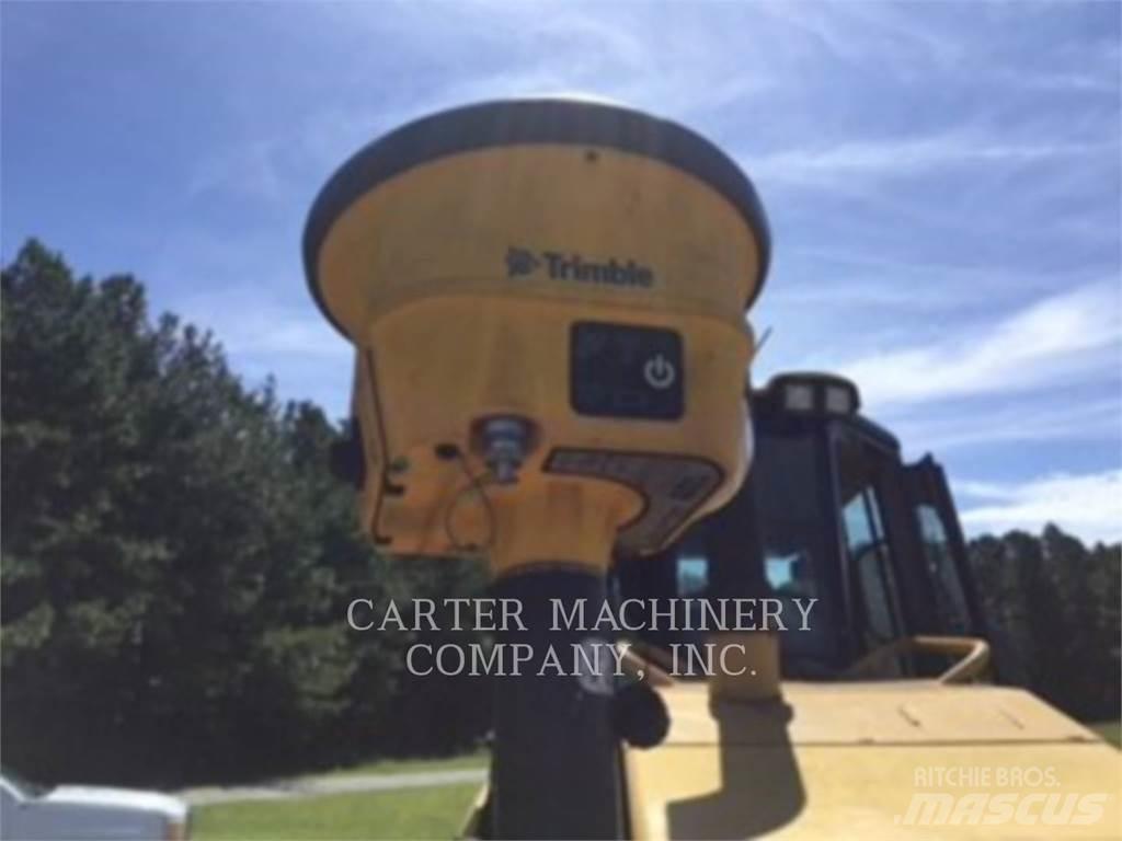 CAT D6K LGP Гусеничные бульдозеры