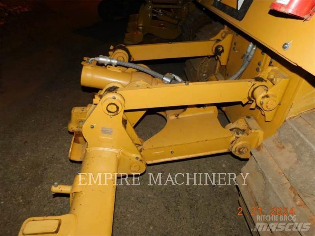 CAT D6K2 TR Гусеничные бульдозеры