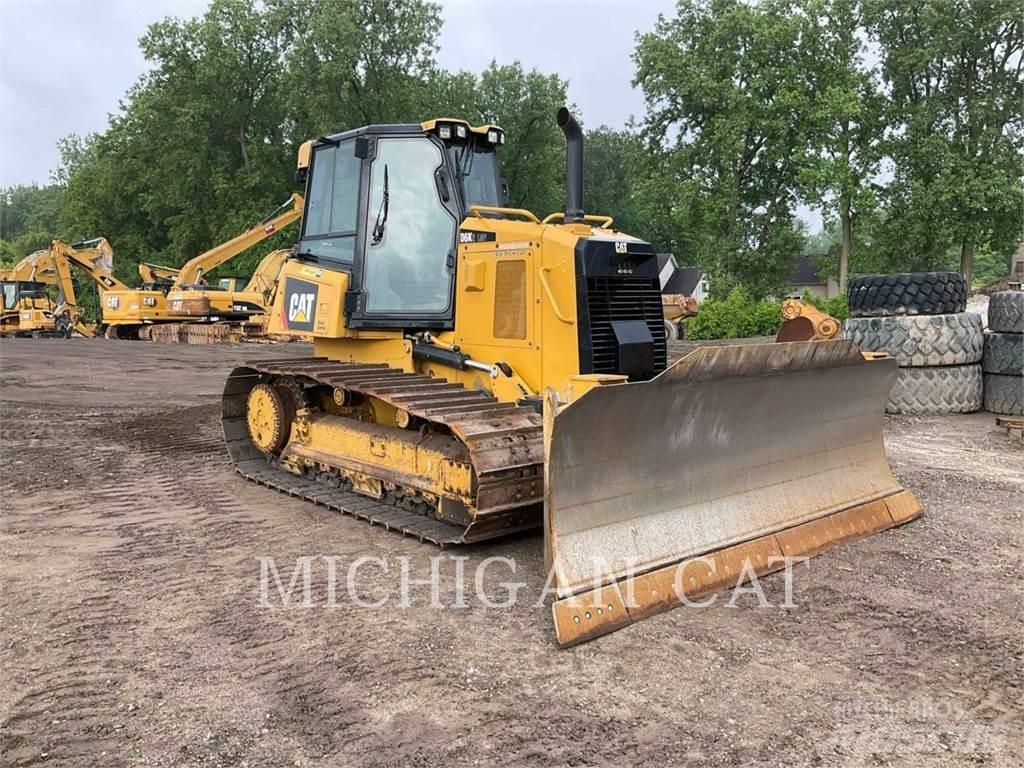 CAT D6K2L AZ24F Гусеничные бульдозеры
