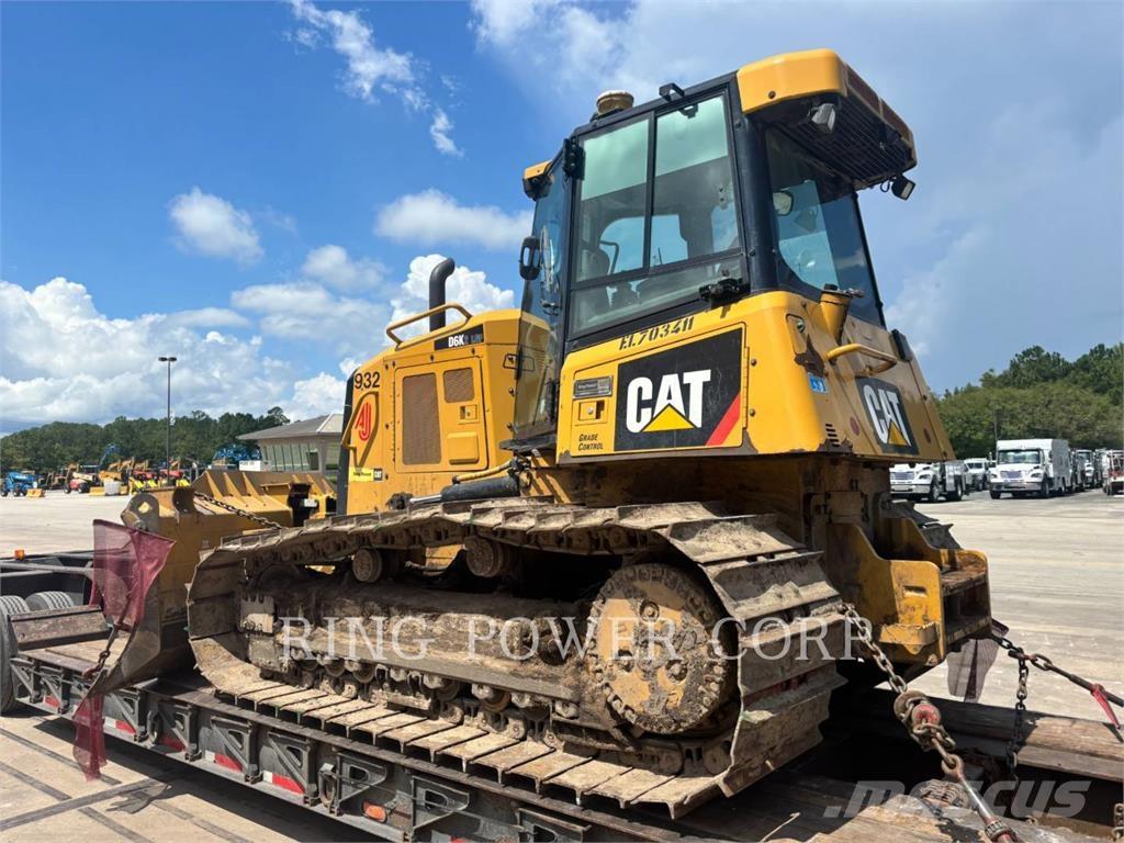 CAT D6K2LGP Гусеничные бульдозеры