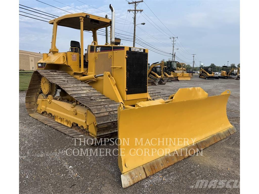 CAT D6M LGP Гусеничные бульдозеры