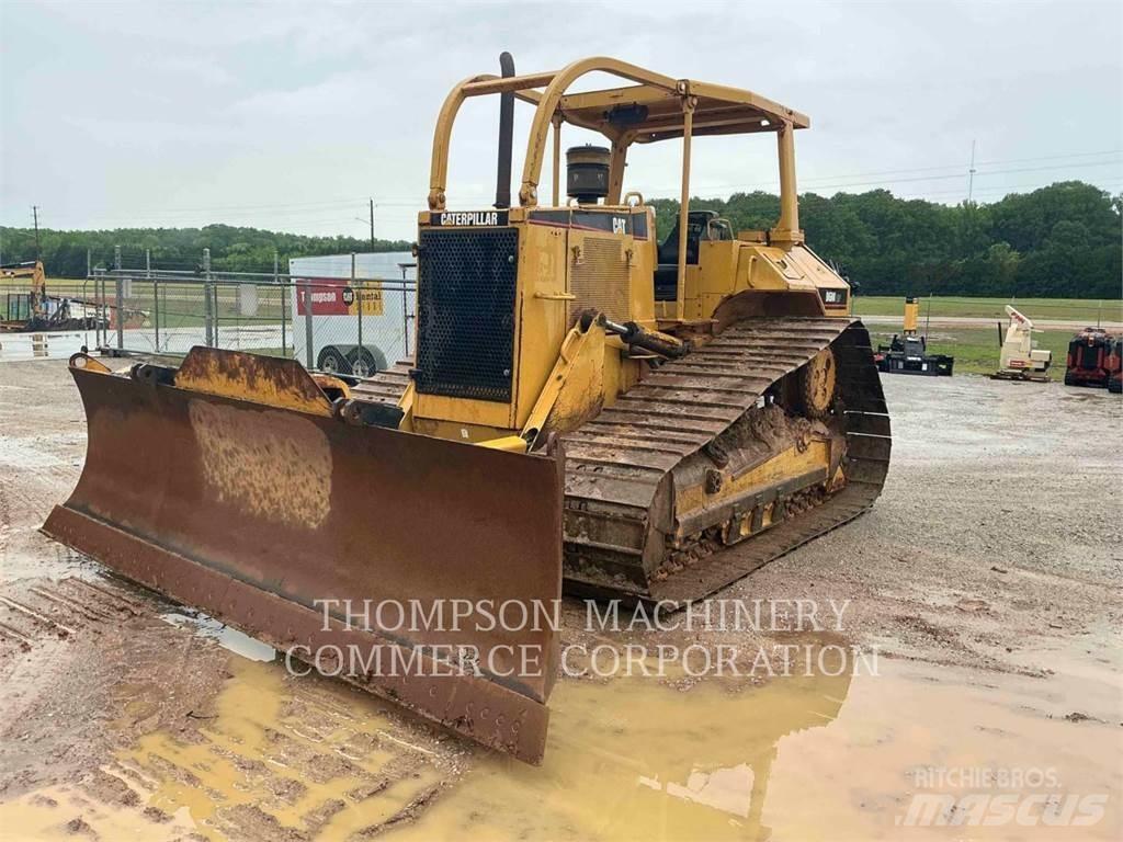 CAT D6MLGP Гусеничные бульдозеры