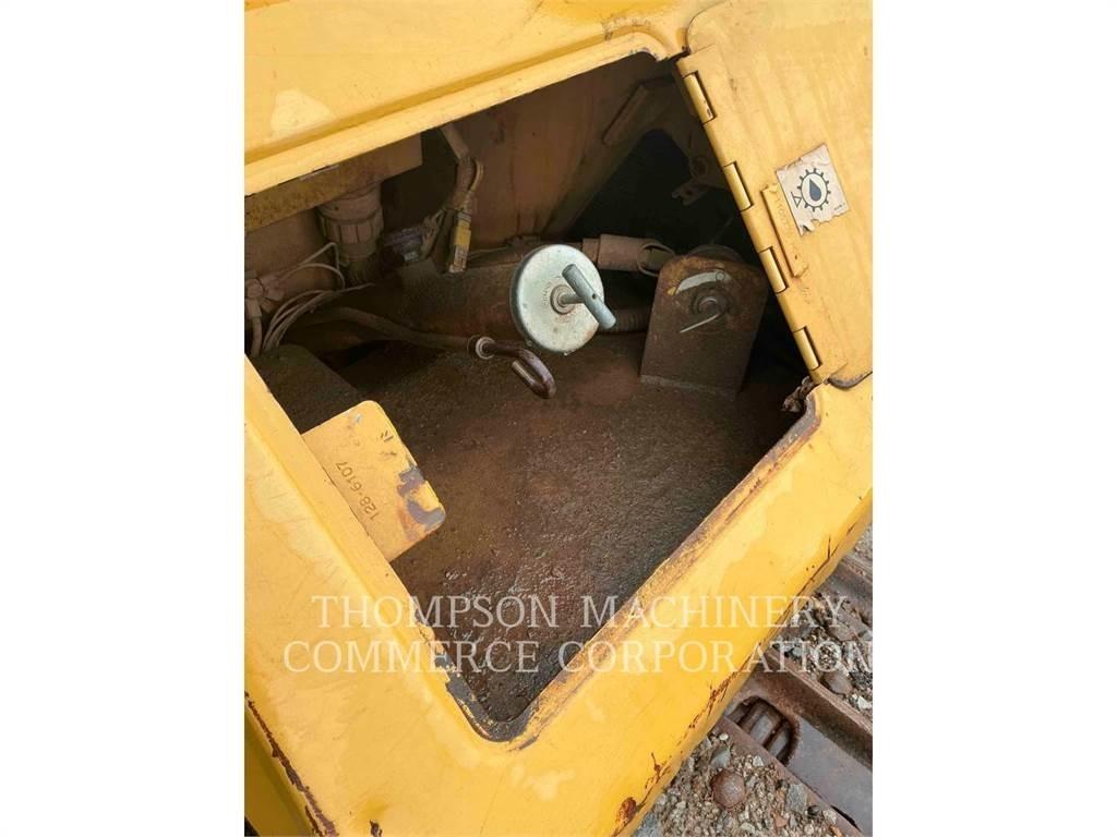 CAT D6MLGP Гусеничные бульдозеры