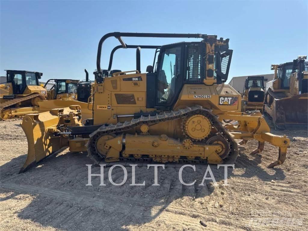 CAT D6N Гусеничные бульдозеры