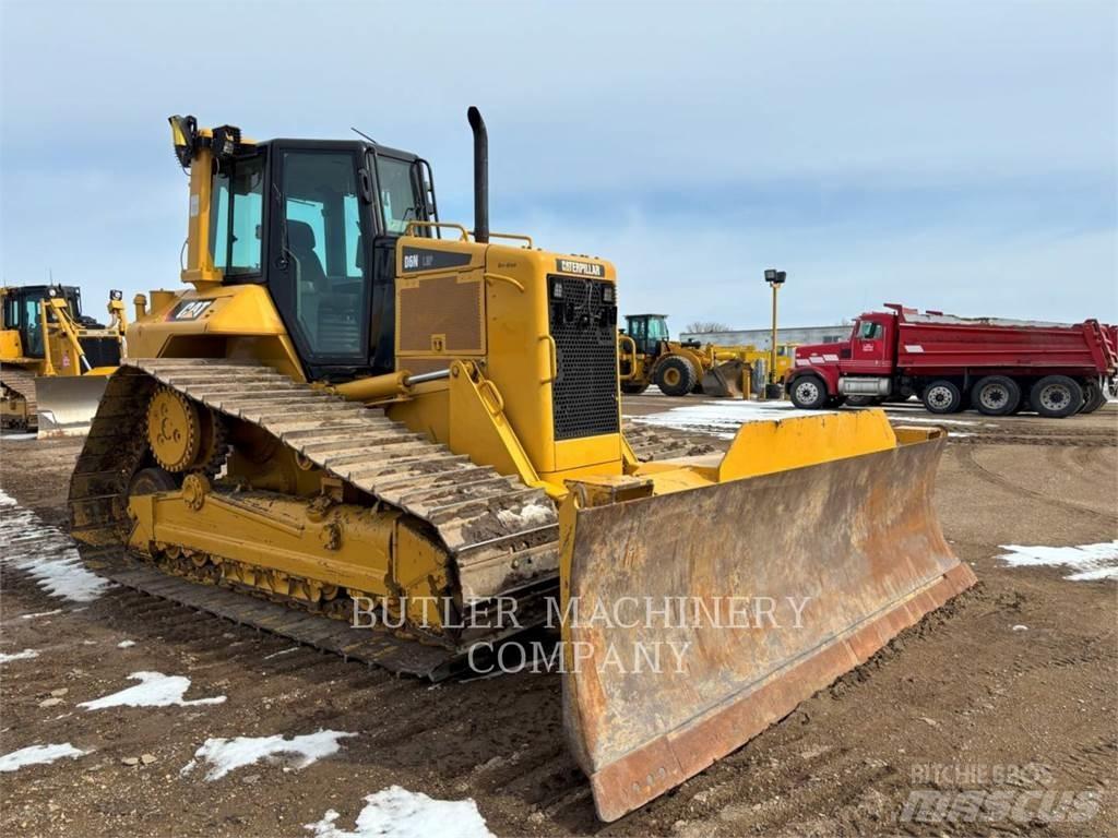 CAT D6N Гусеничные бульдозеры