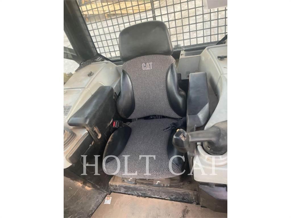 CAT D6N LGP Гусеничные бульдозеры