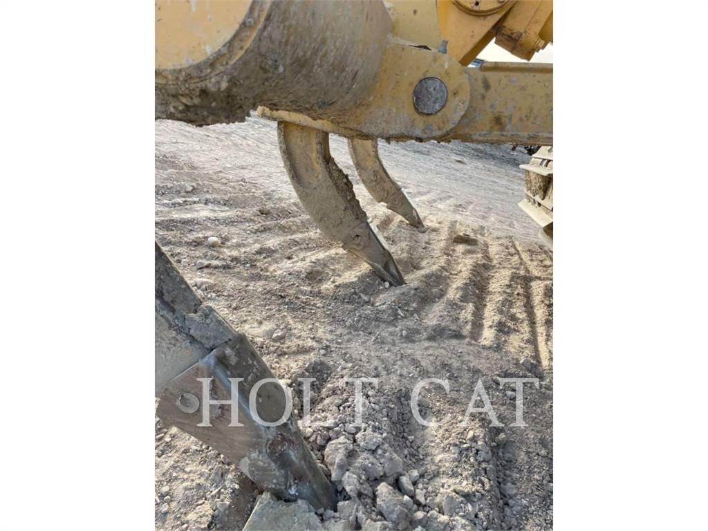 CAT D6N LGP Гусеничные бульдозеры