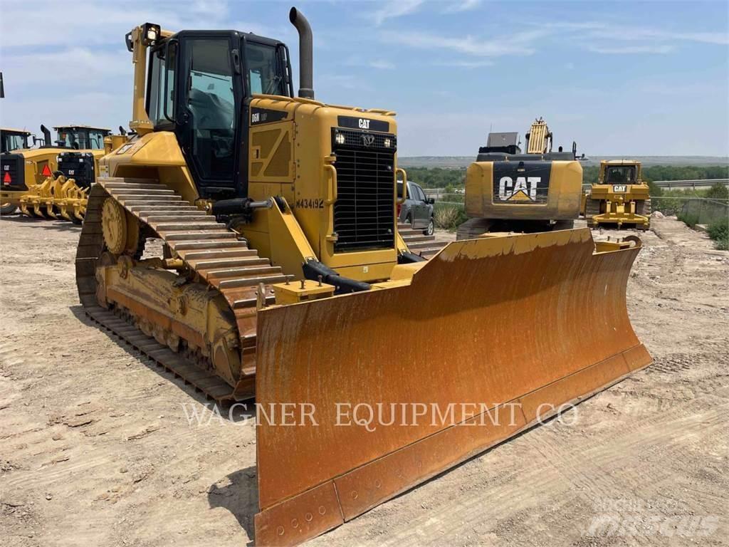 CAT D6N LGP Гусеничные бульдозеры