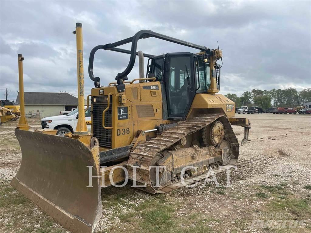 CAT D6N XL Гусеничные бульдозеры