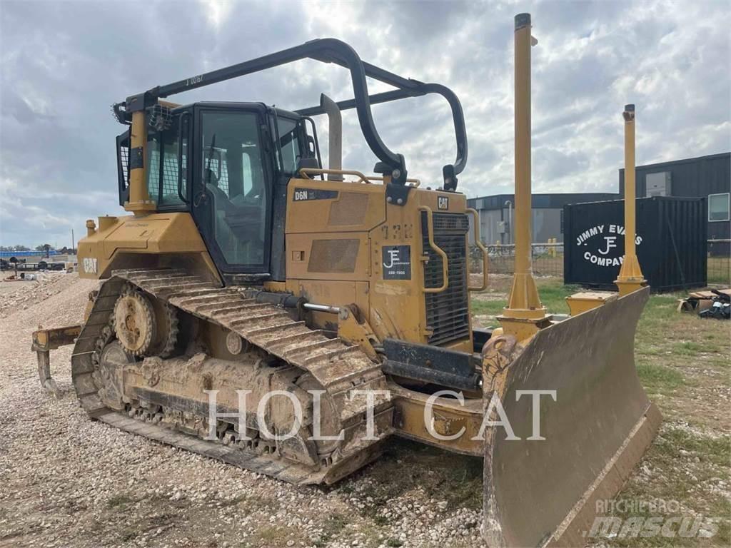 CAT D6N XL Гусеничные бульдозеры