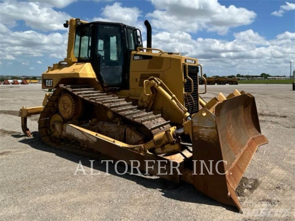 CAT D6N XL SU Гусеничные бульдозеры